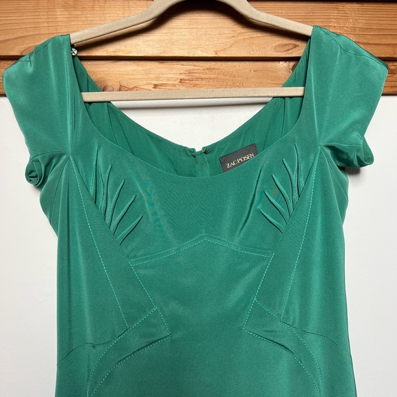 Beautiful Zac Posen 95% silk dress. - Picture 2 of 6